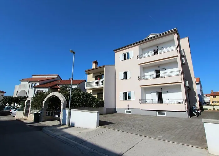 Apartments Elida